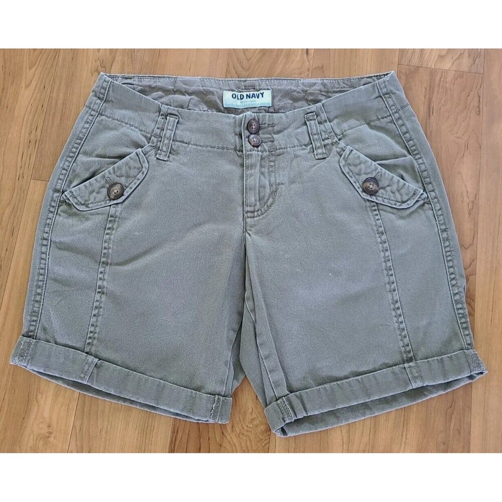 Old Navy Girls Junior's Chino Shorts Khaki Green Cuffed Walking Sz 0 27X7